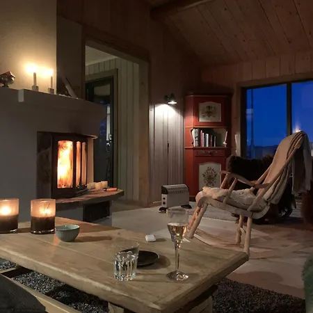 Chalet Large And Family Friendly Near Langedrag *